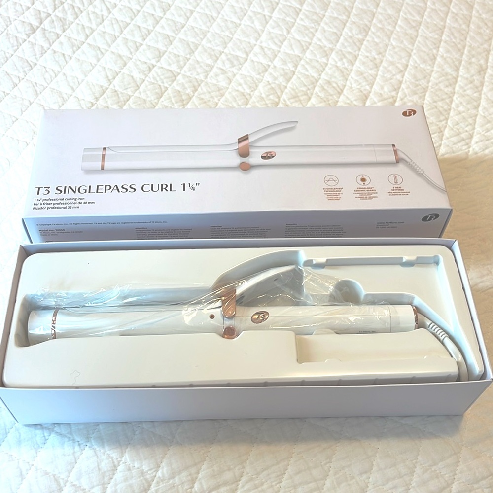 T3 SINGLEPASS CURL 1 1/4 Professional Curling Iron